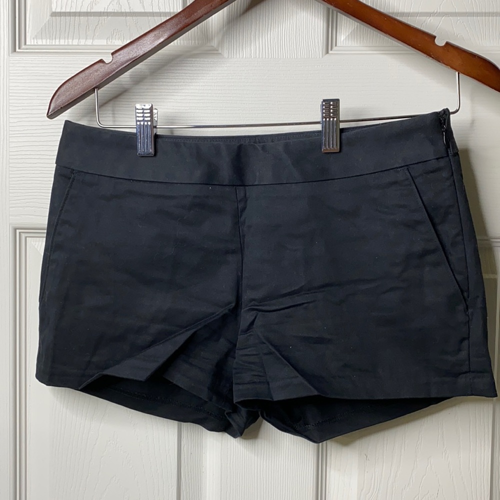 Express tailor Tuxedo short size 0